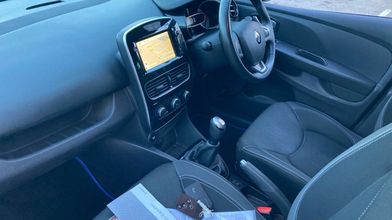 Renault Clio 0.9 TCE 90 Iconic 5dr Petrol Hatchback